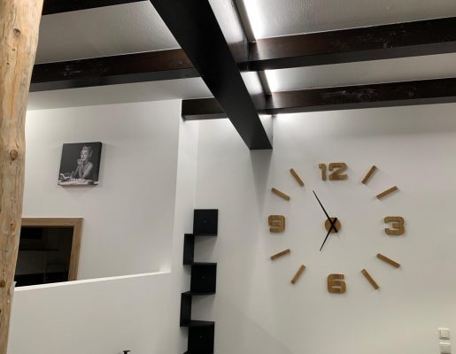 Uhr